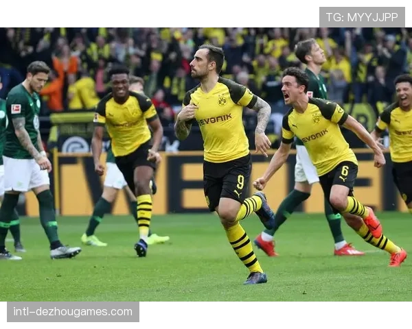 欧冠转播权价值再创新高：边路进攻风格提升比赛观赏性与商业价值